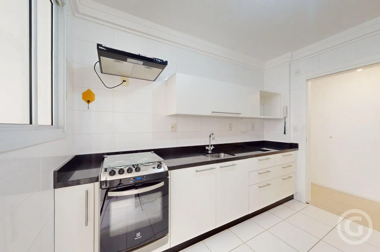 92 m² apartment with 3 bedrooms and 1 en-suite bath — photo 11