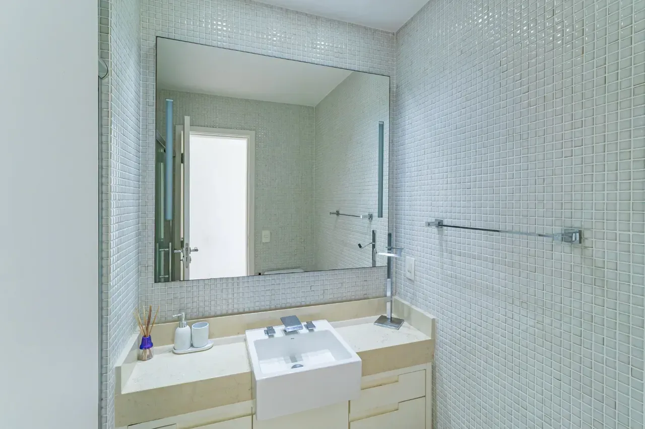 575 m² apartment with 4 en-suite bedrooms and 4 parking — photo 38