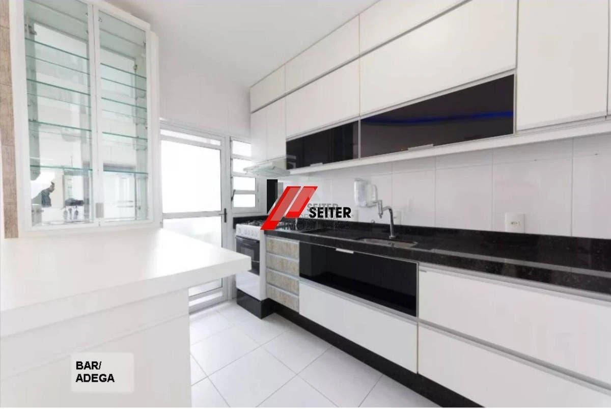 Furnished apartment, 73 m², with floor-to-ceiling windows — photo 6