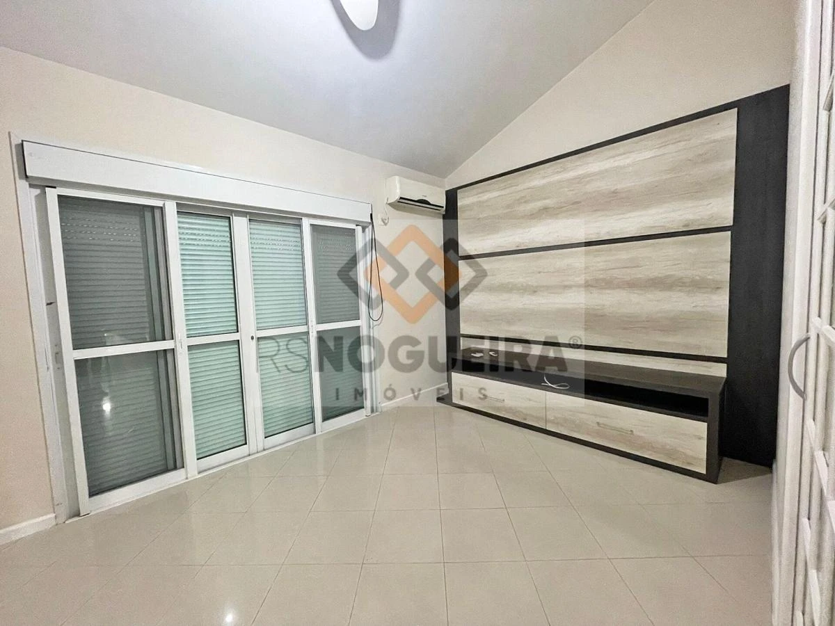 Furnished house, 317 m², with a bathtub — photo 5