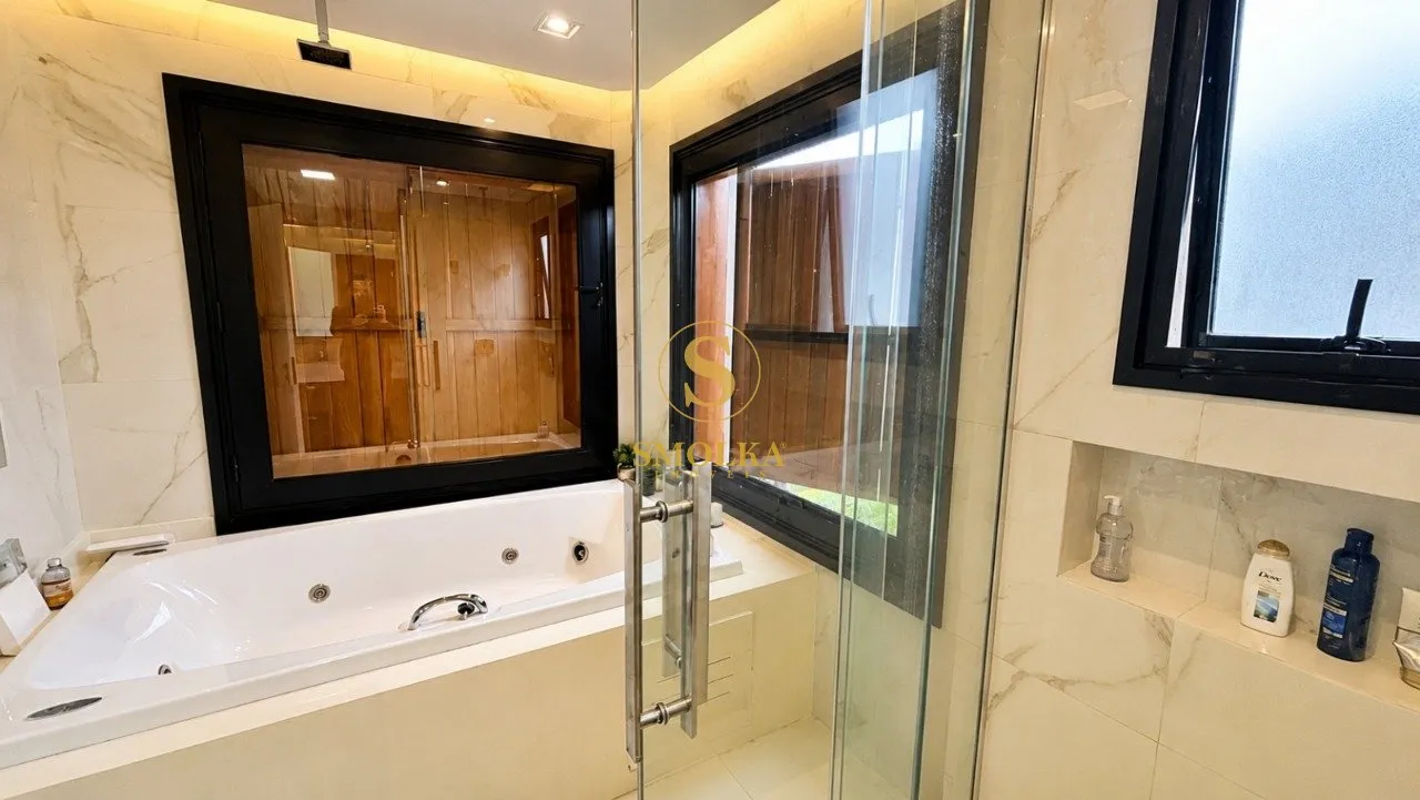 Дом с 4 спальнями-сьютами и открытой кухней — photo 27