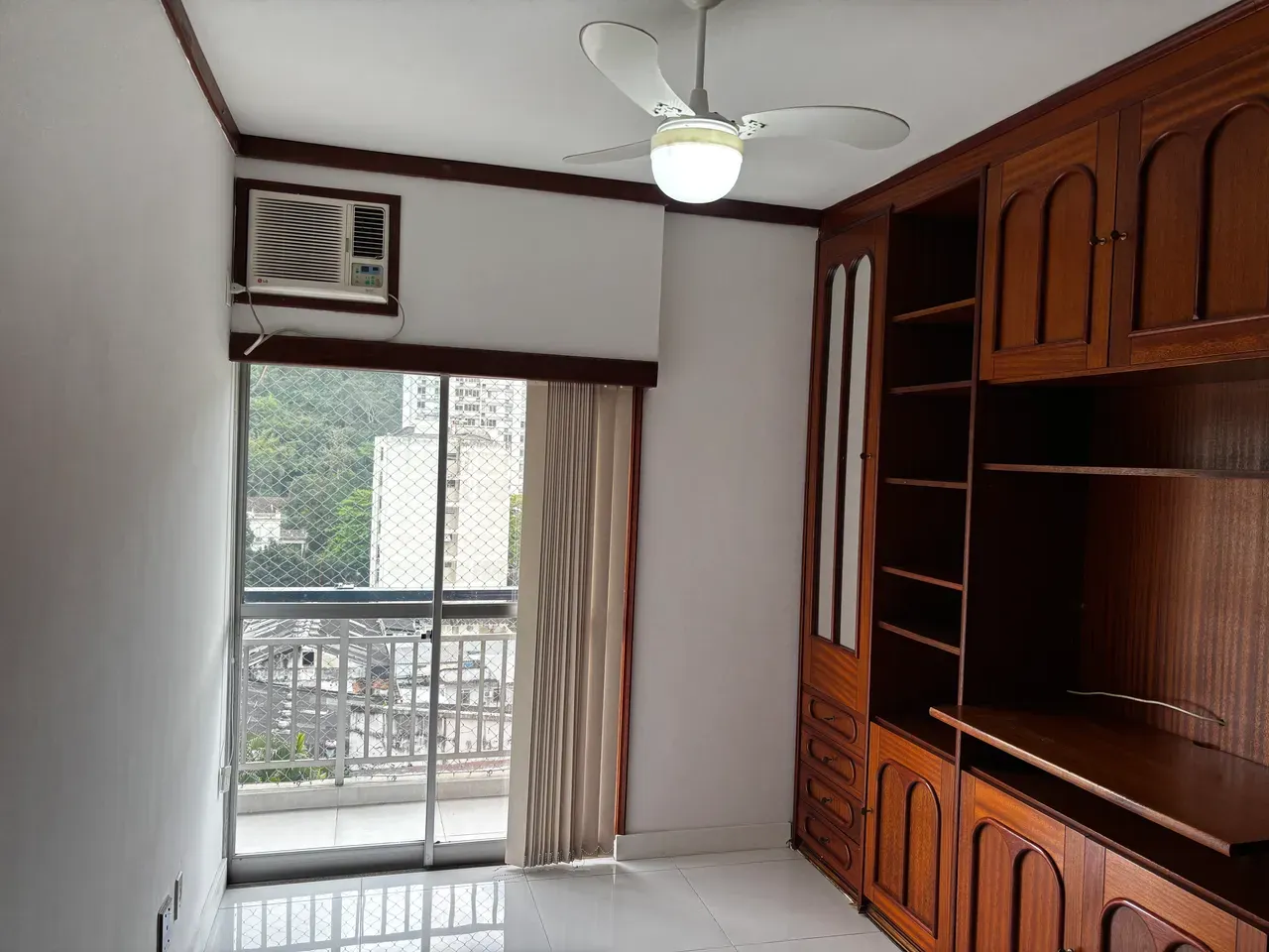 Вид на гори та 3 спальні: квартира 123 м² — photo 10