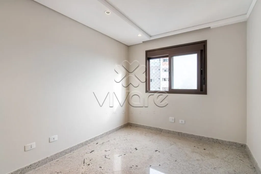 249 m² apartment with 3 bedrooms and a balcony BBQ — photo 11
