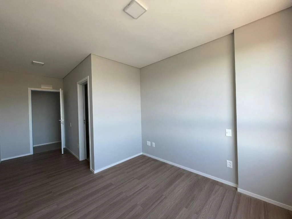 Apartamento de 99 m² con 2 suites y 2 plazas — photo 2