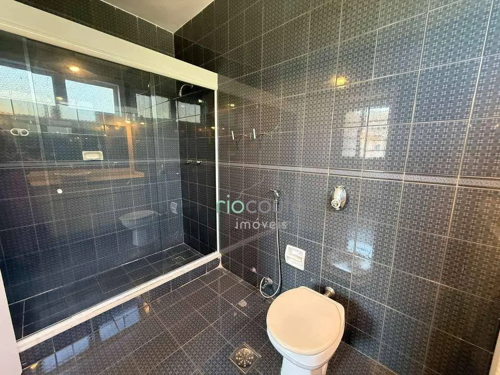 Casa com 5 quartos, 990 m² e 2 vagas, perto das janelas — photo 114