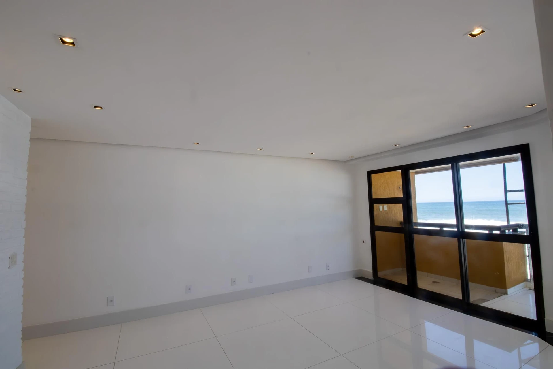 Apartamento, 105 m², com janelas do piso ao teto — photo 26