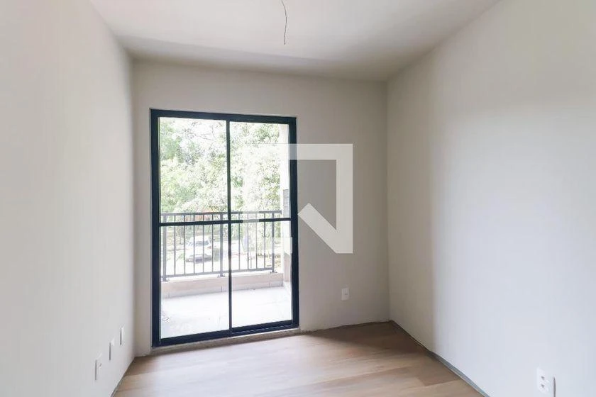 3-bedroom apartment with a grill on the balcony in Curitiba — photo 24