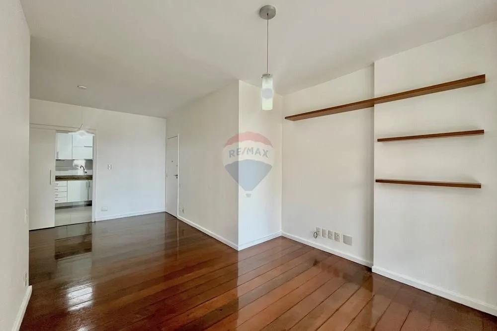 3-bedroom apartment with a mountain view in Rio de Janeiro — photo 36