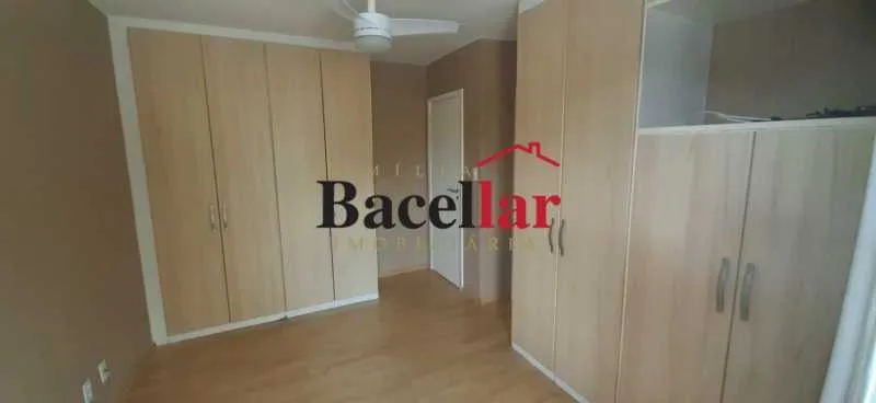 4-bedroom house with a home office — photo 10