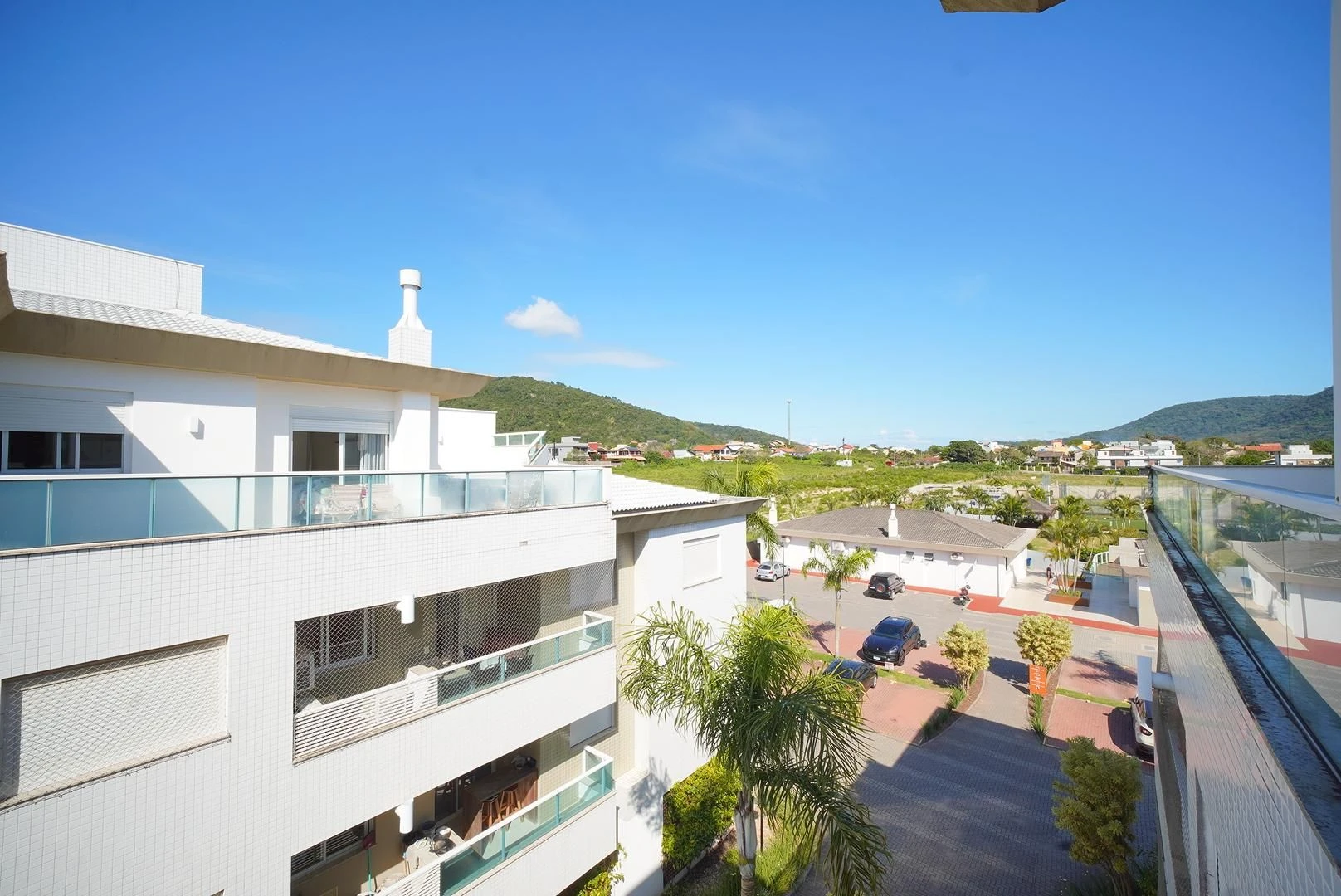 2-bedroom apartment with a private pool — photo 35