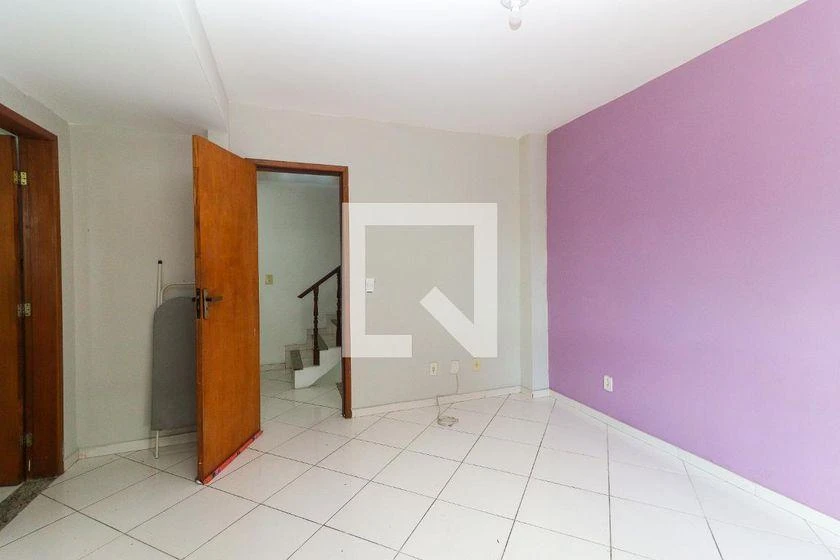 Balcony with a grill in a 2-bedroom house, 125 m² — photo 34
