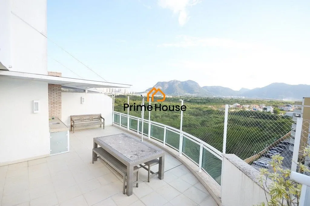 Furnished penthouse with 4 bedrooms and 4 bathrooms — photo 13