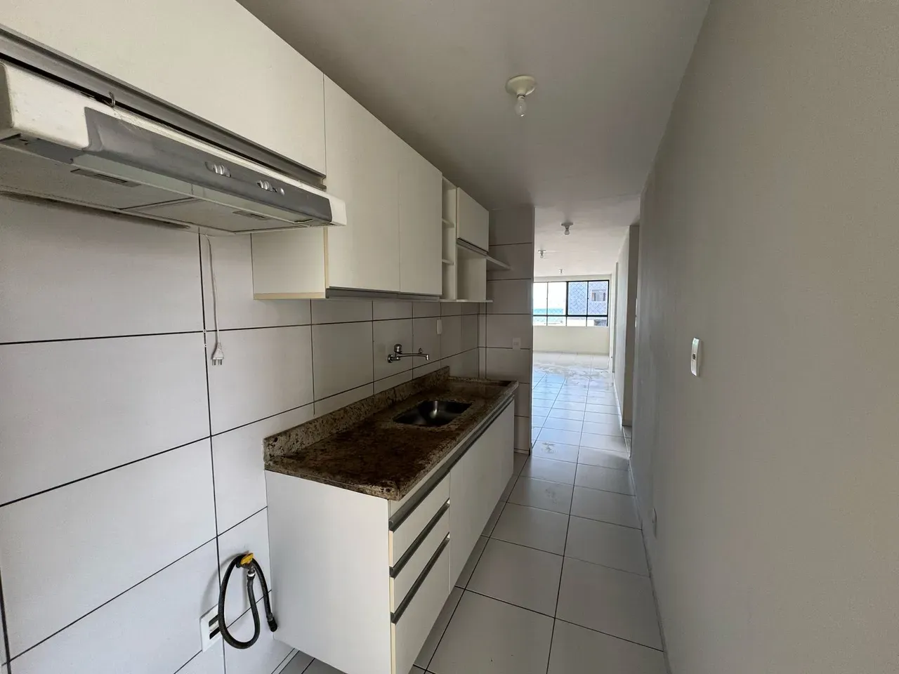 Unfurnished 100 m² apartment with 4 bedrooms and 2 en-suites — photo 20