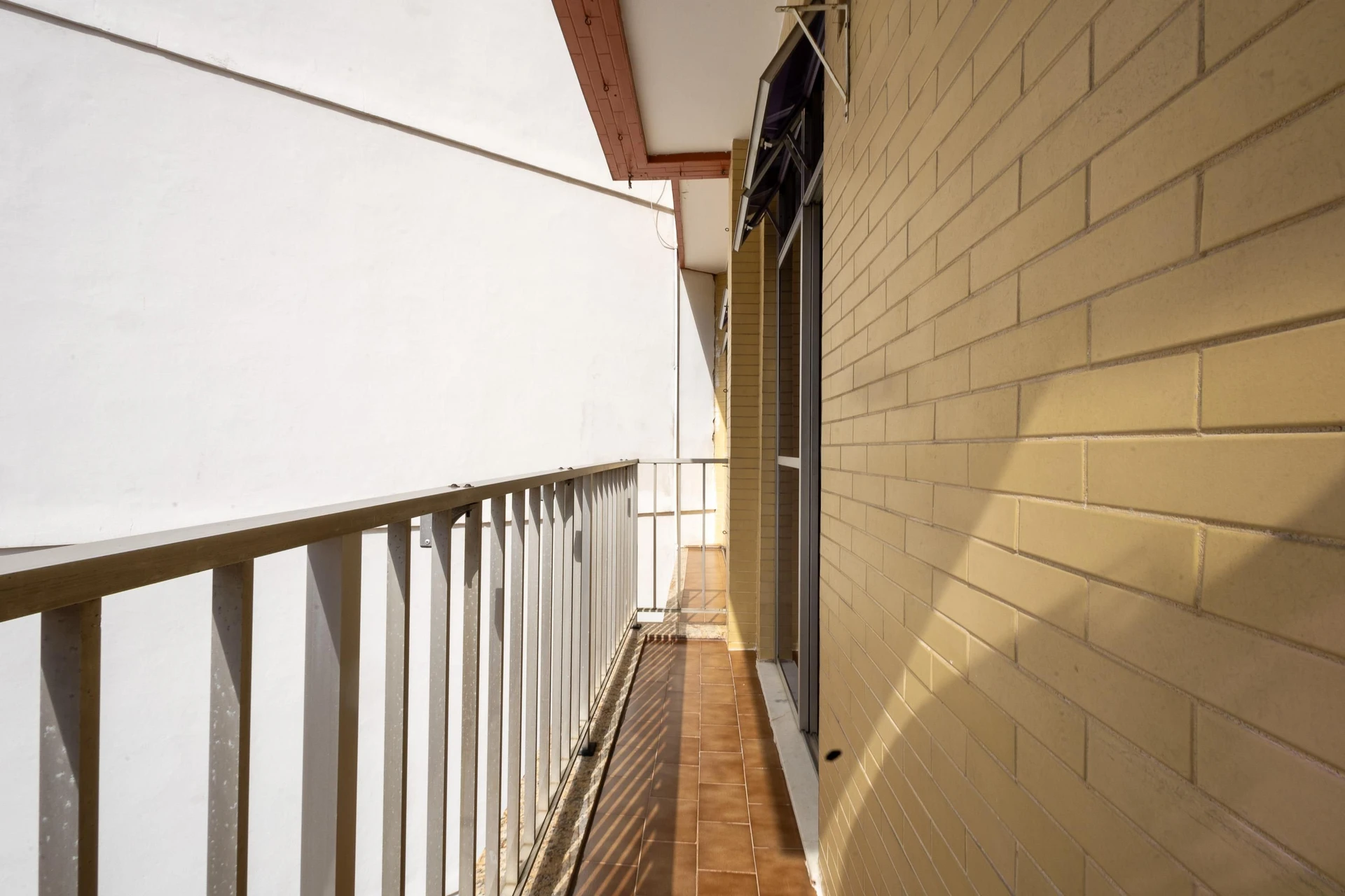 77 m² apartment with a home office and a mountain view — photo 35