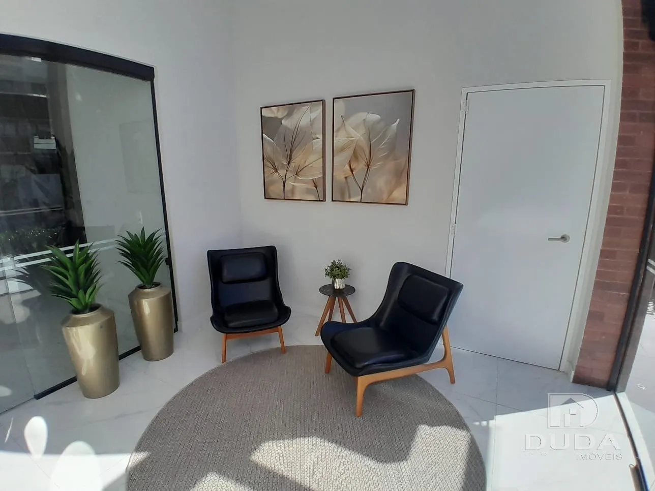 2-bedroom apartment with a water view in Florianópolis — photo 3
