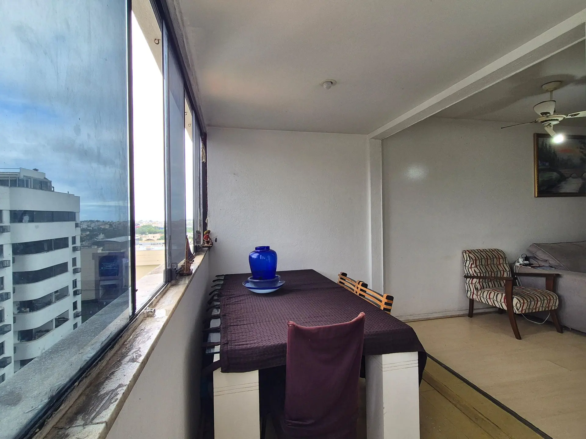 Furnished apartment with 3 bedrooms, 1 suite and balcony — photo 34