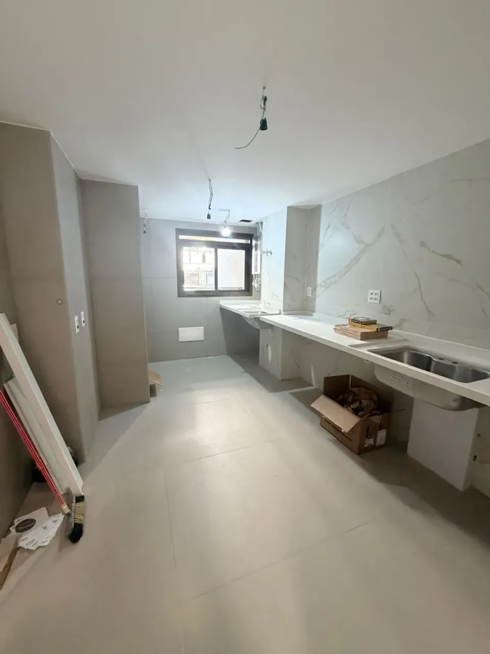 Apartamento com 4 quartos e 3 banheiros e varanda — photo 10