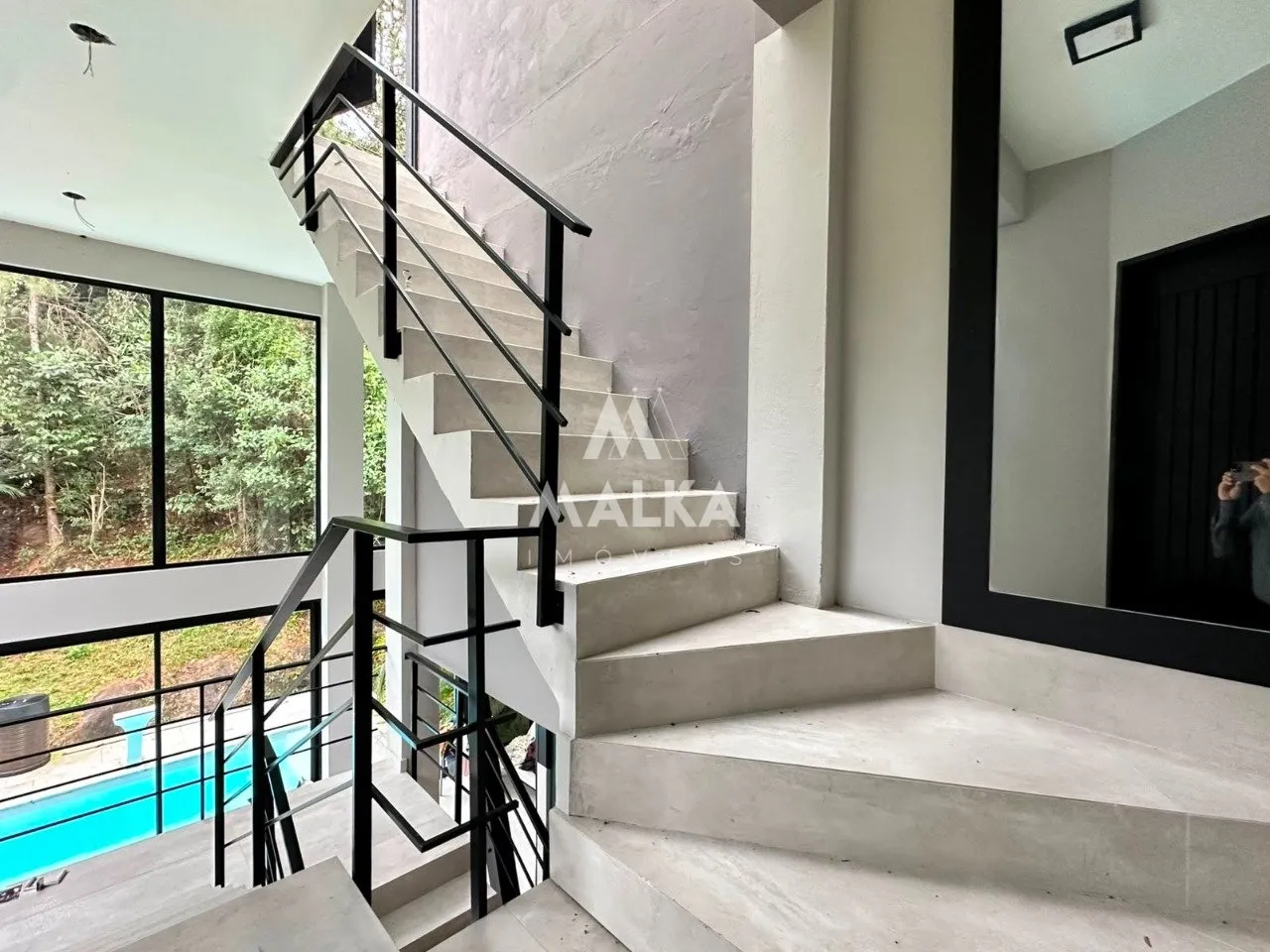 Casa mobiliada com 4 suítes e cozinha aberta a gás — photo 21