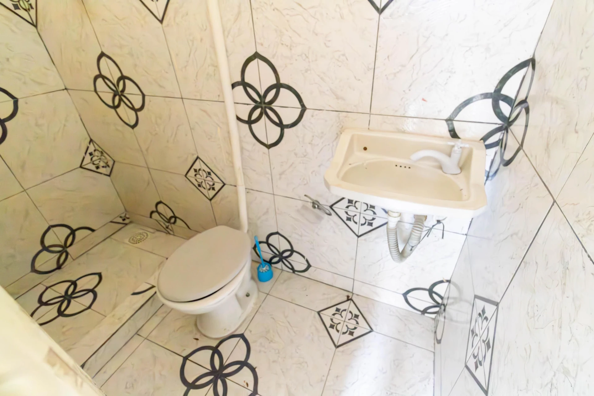 Будинок з 1 спальнею та окремою кухнею з плитою — photo 8