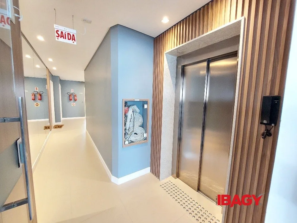 Apartamento amueblado de 2 dormitorios y 121 m² — photo 21