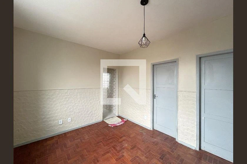 House, 76 m², with wood or laminate floors — photo 30
