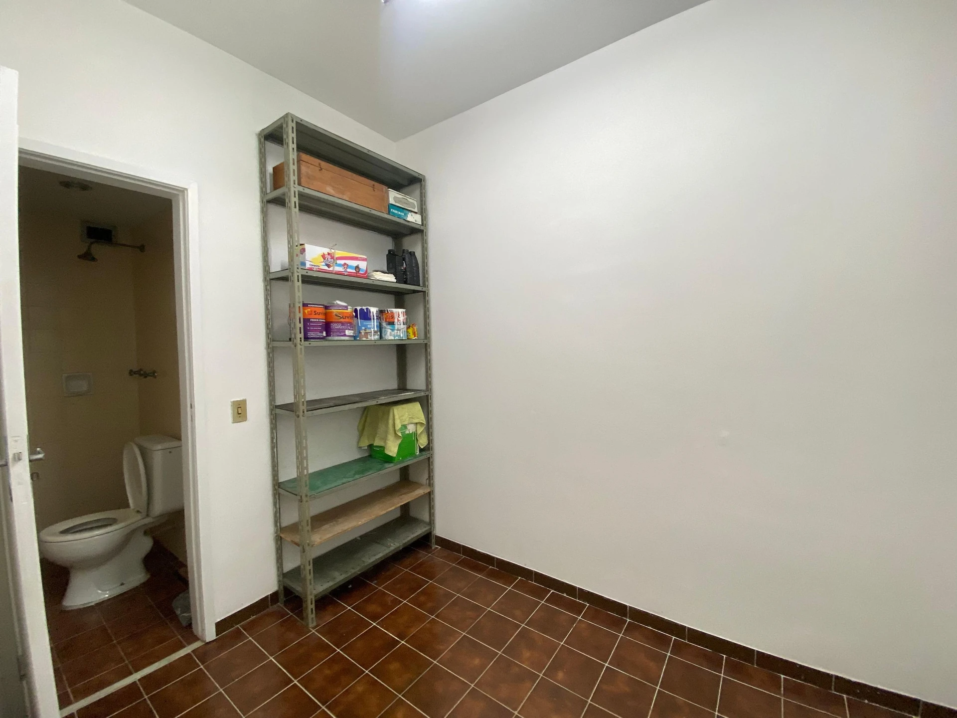 Орендна квартира з 3 спальнями та балконом — photo 65