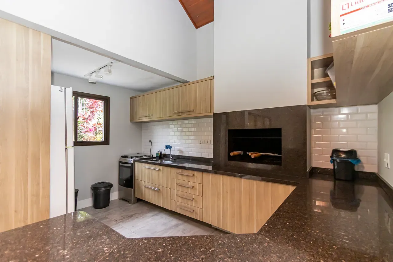 House, 200 m², with a washing machine — photo 48