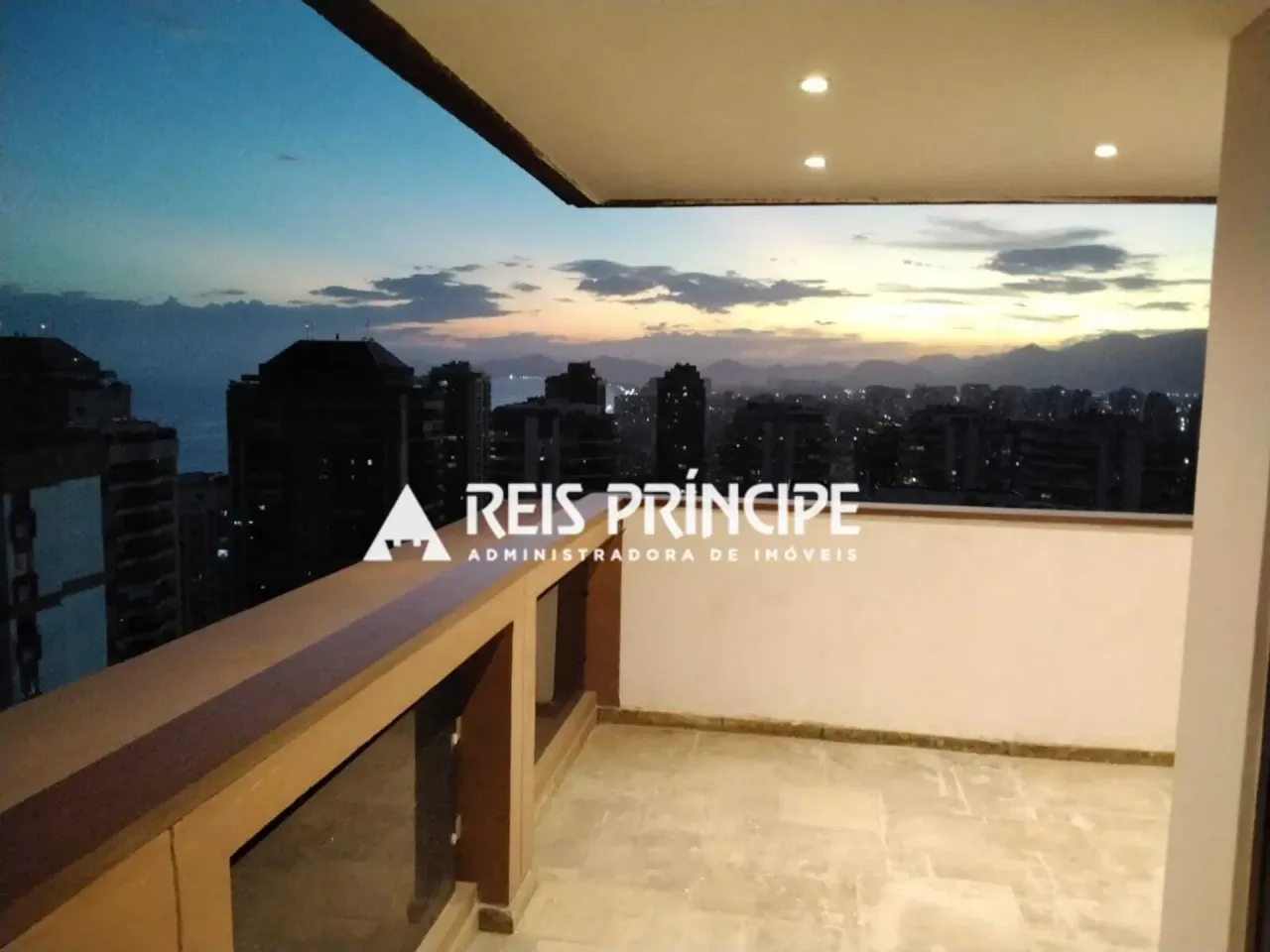 Apartment with 3 bedrooms, 3 bathrooms and 2 parking spaces — photo 8