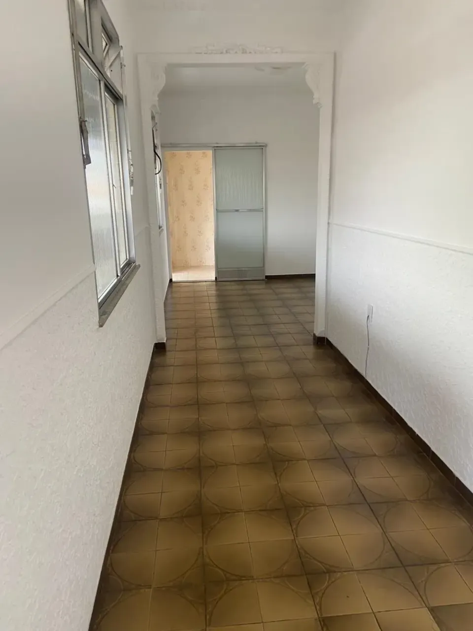 Квартира с 1 спальней, балконом и кафельными полами — photo 18
