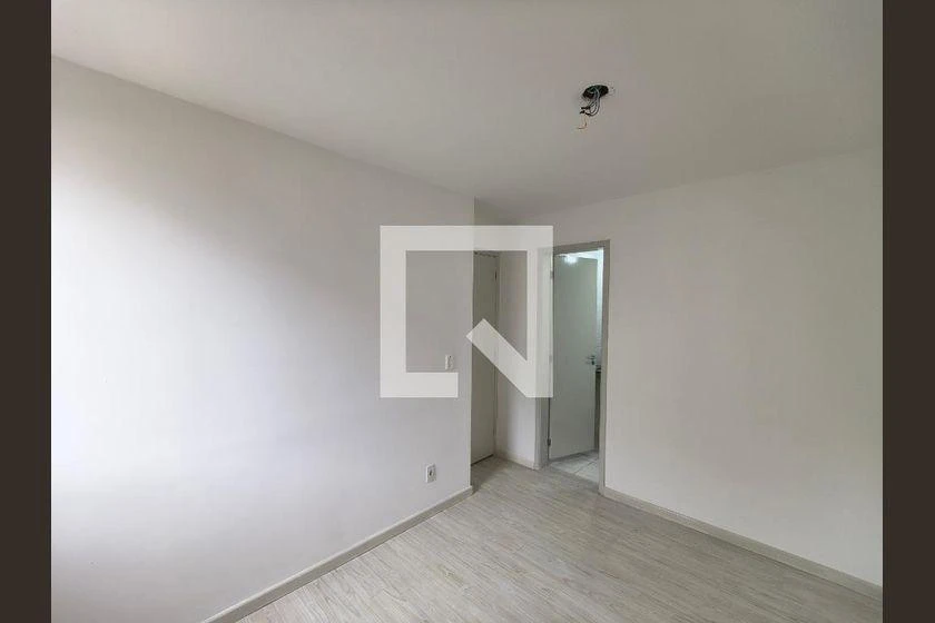 2-bedroom apartment in a building with a gym — photo 21