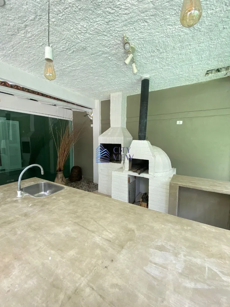 Unfurnished 4-bedroom house with 1000 m² — photo 41