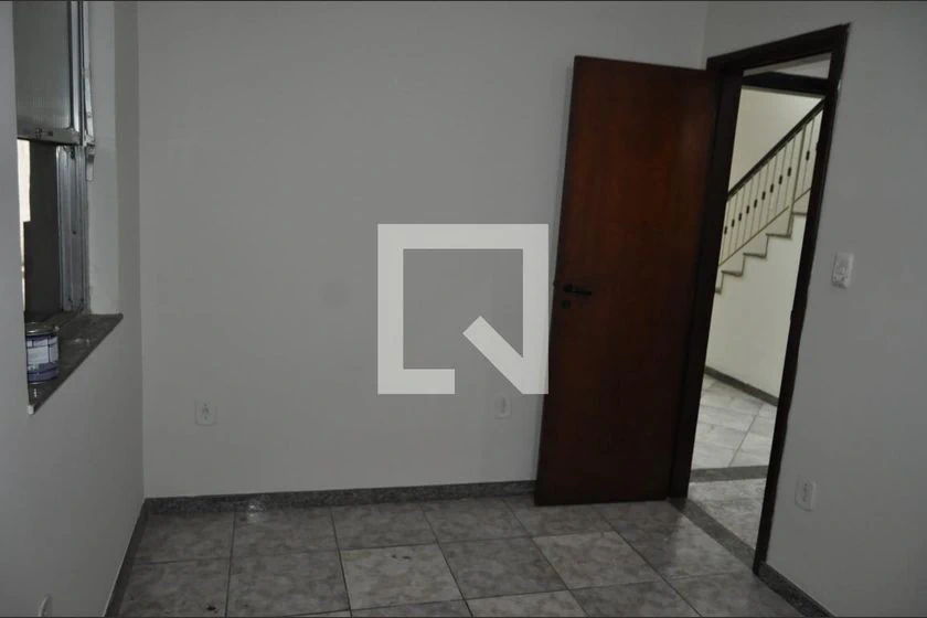 5-bedroom house with 450 m² and a private-use pool — photo 3