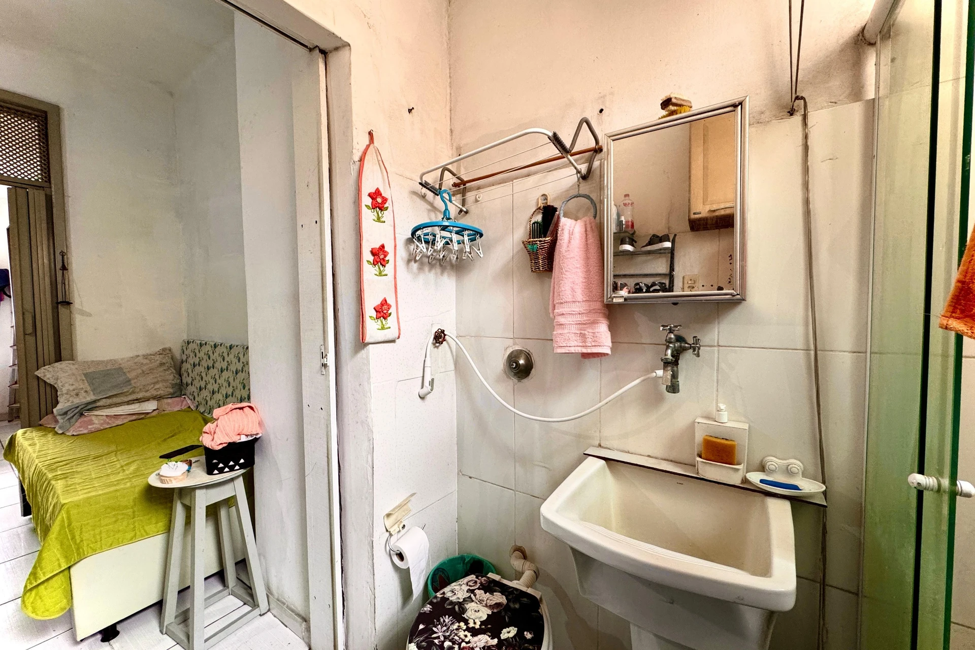 23 m² apartment with a washing machine and a home office — photo 15