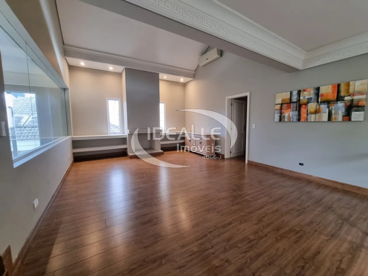 Rental house with 5 bedrooms and 6 bathrooms — photo 18