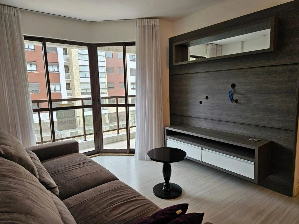 3-bedroom apartment with a park view — photo 42
