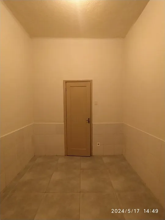 Unfurnished house with separate kitchen and 3 bedrooms — photo 14