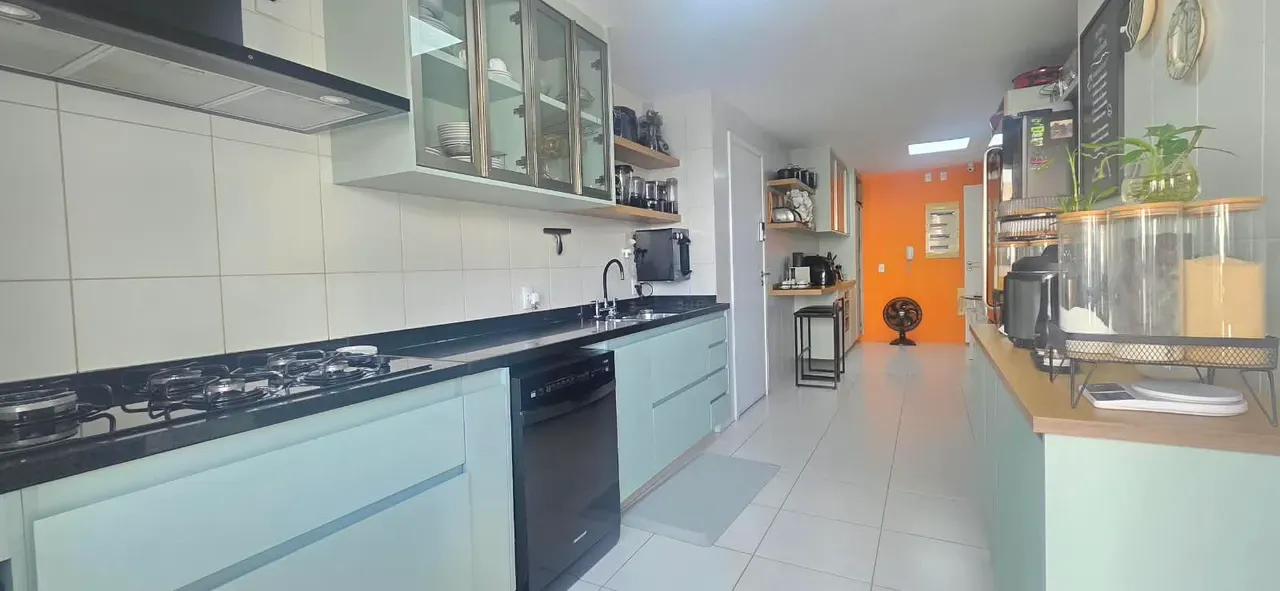 4 quartos e varanda envidraçada: apartamento de 227 m² — photo 8