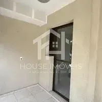 2-bedroom apartment in a building with a tennis court — photo 38