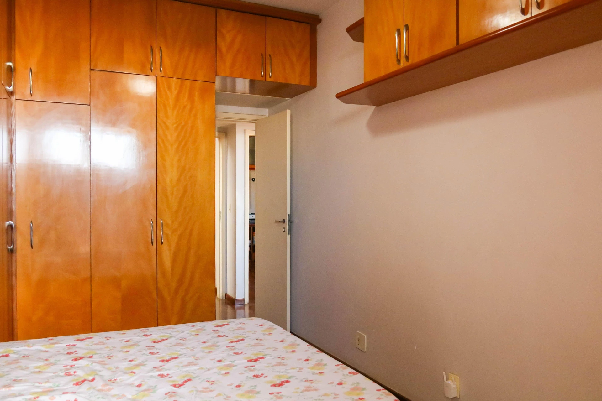 Furnished apartment with home office and 3 bedrooms — photo 36