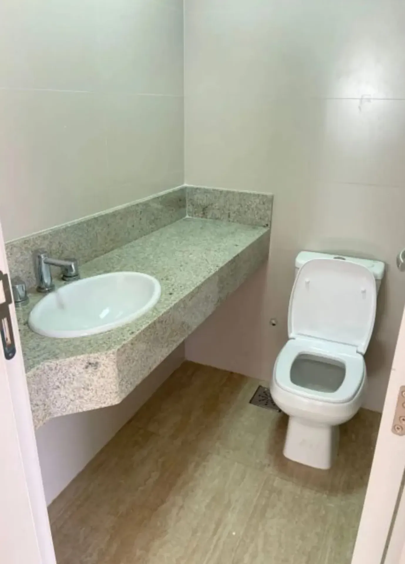 Duplex com 4 quartos, cozinha aberta a gás e 340 m² — photo 39