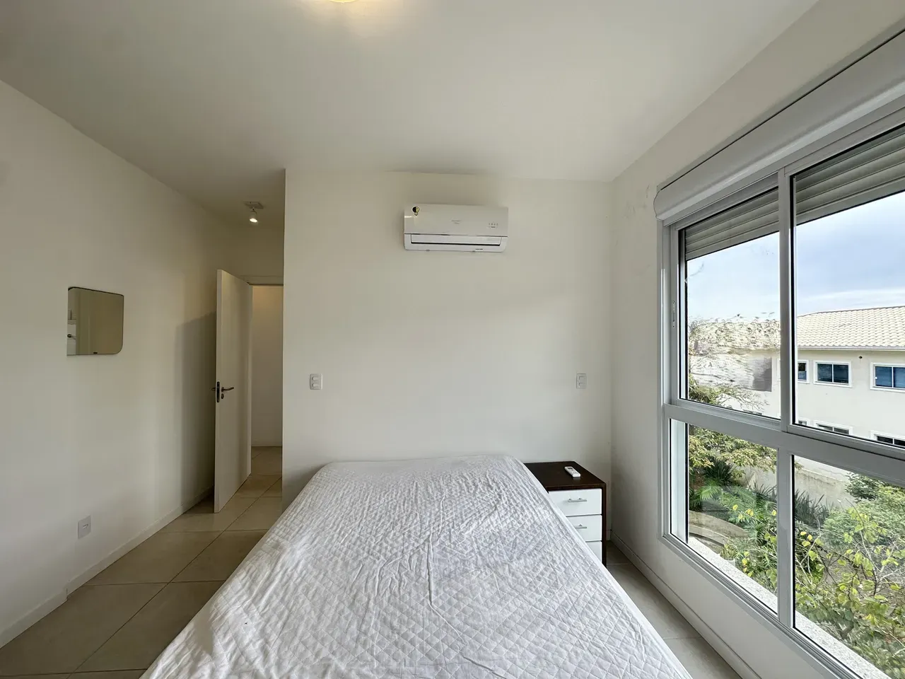 Apartment on the 2nd floor with a mountain view — photo 14