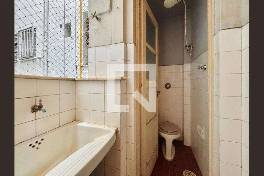 Unfurnished 2-bedroom apartment with city-facing windows — photo 20