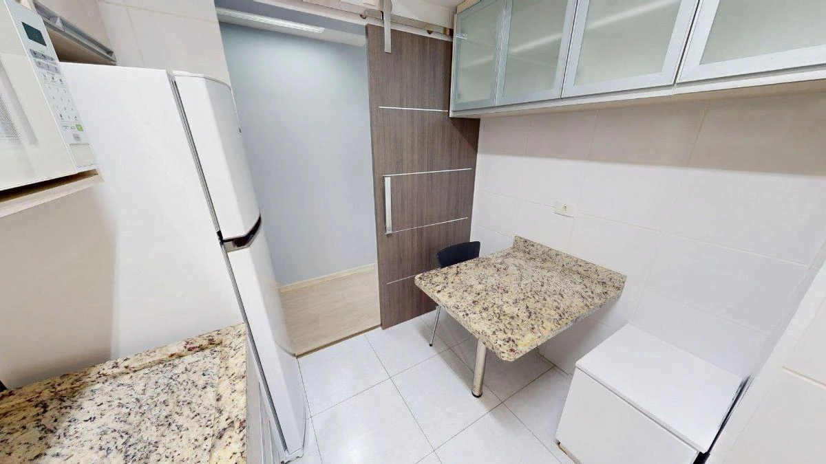 2-bedroom apartment with a washing machine — photo 31