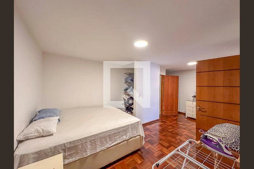 Мебльований будинок з 3 спальнями та 810 м² — photo 25