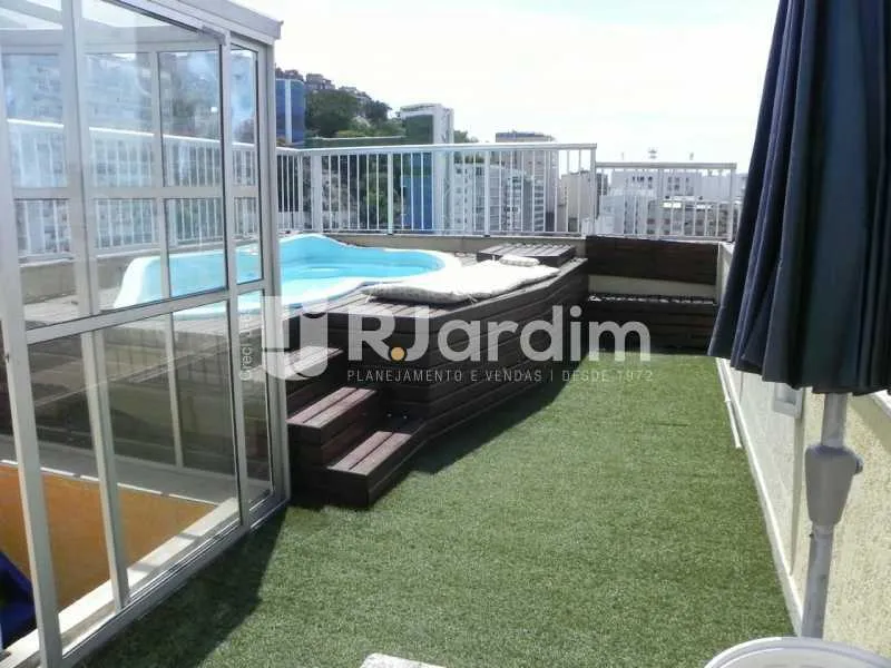 Cobertura com 4 quartos e 5 banheiros, varanda — photo 26