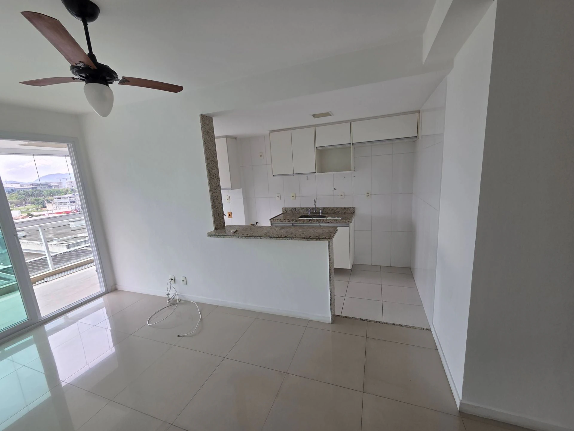 2 quartos e varanda envidraçada: apartamento de 75 m²