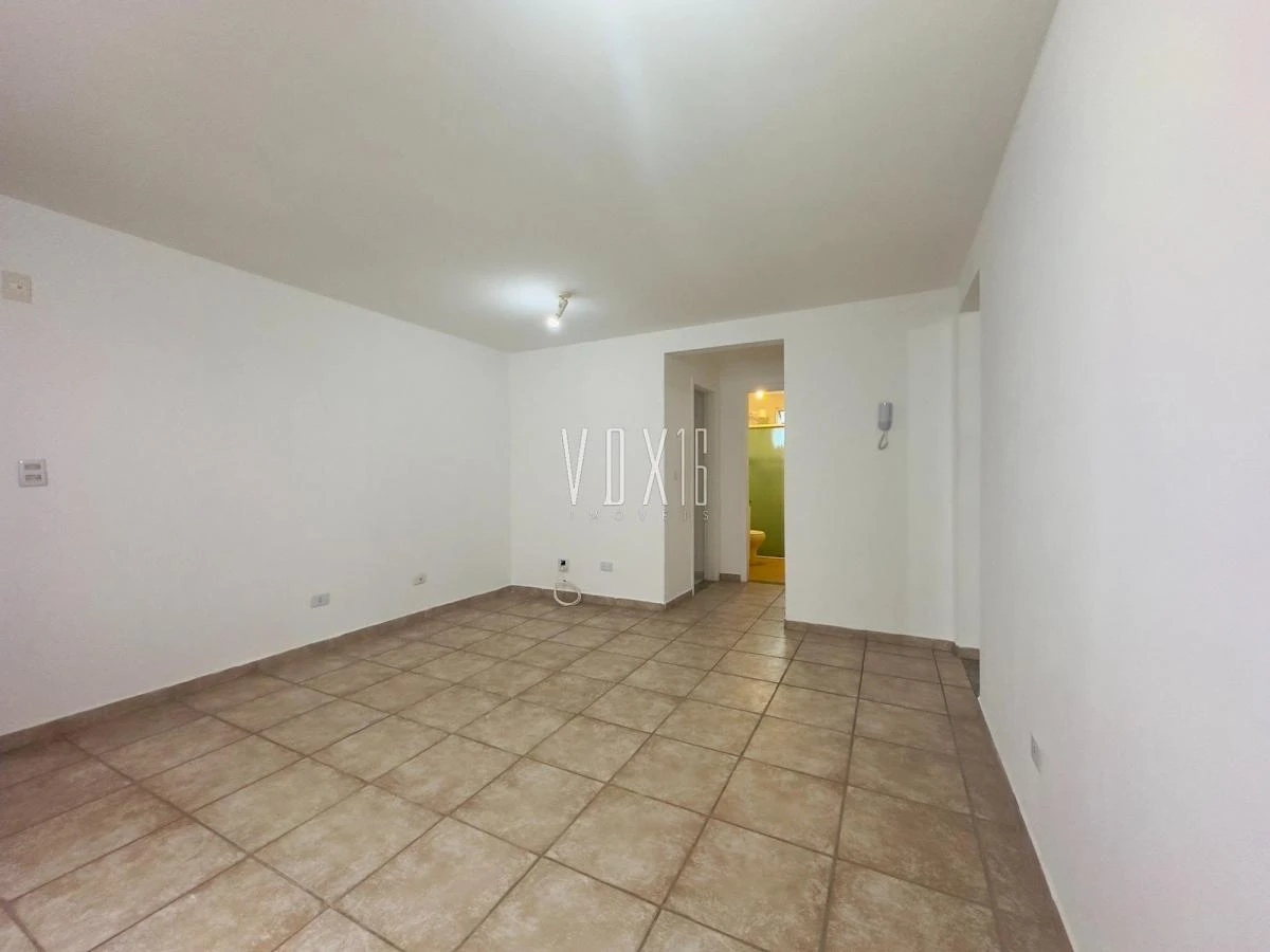 2-bedroom apartment with a home office — photo 3