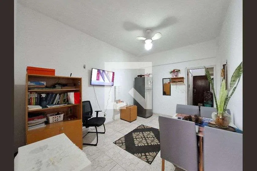 Furnished apartment, 44 m², with a washing machine — photo 11