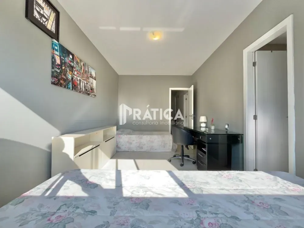 Unfurnished 4-bedroom apartment with balcony grill — photo 23