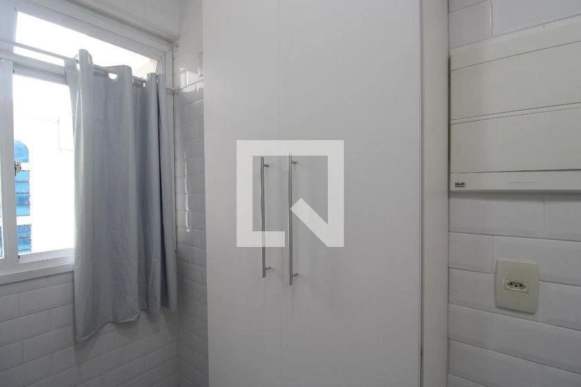 2-bedroom apartment in a building with a pool — photo 33